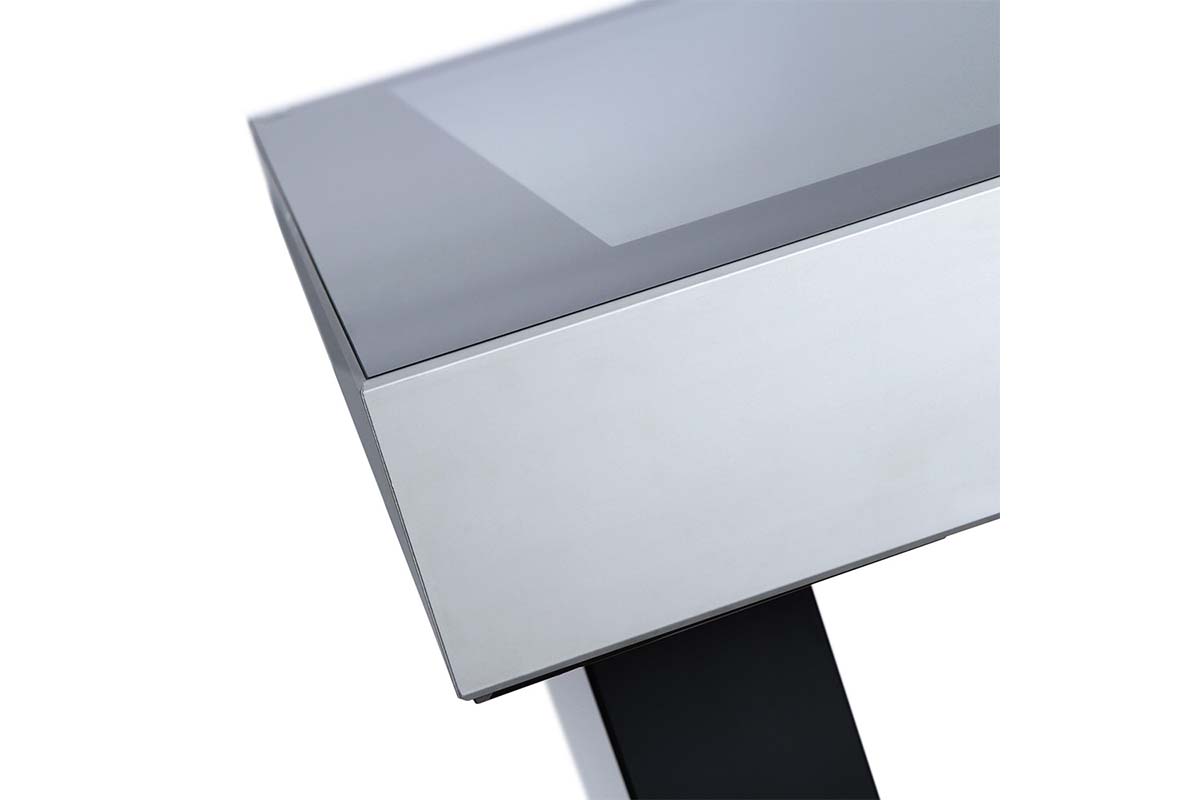 Expo Video Table-2